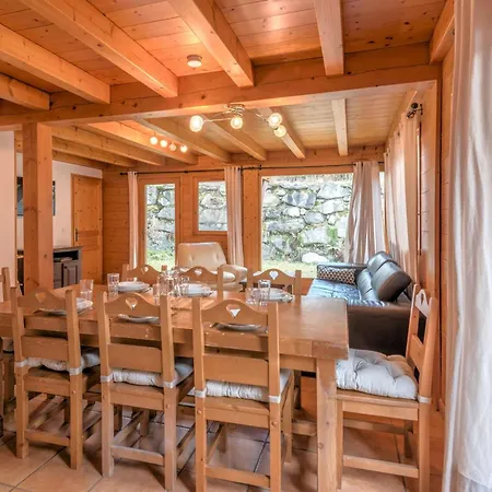 Chalet Hideaway 1 - Welkeys