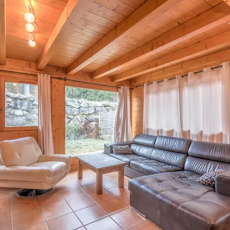 Chalet Hideaway 1 - Welkeys *